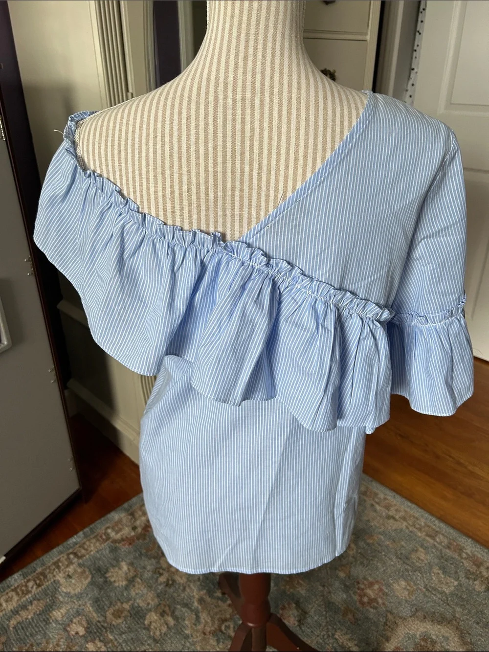 Twelve By Ontwelfth light blue